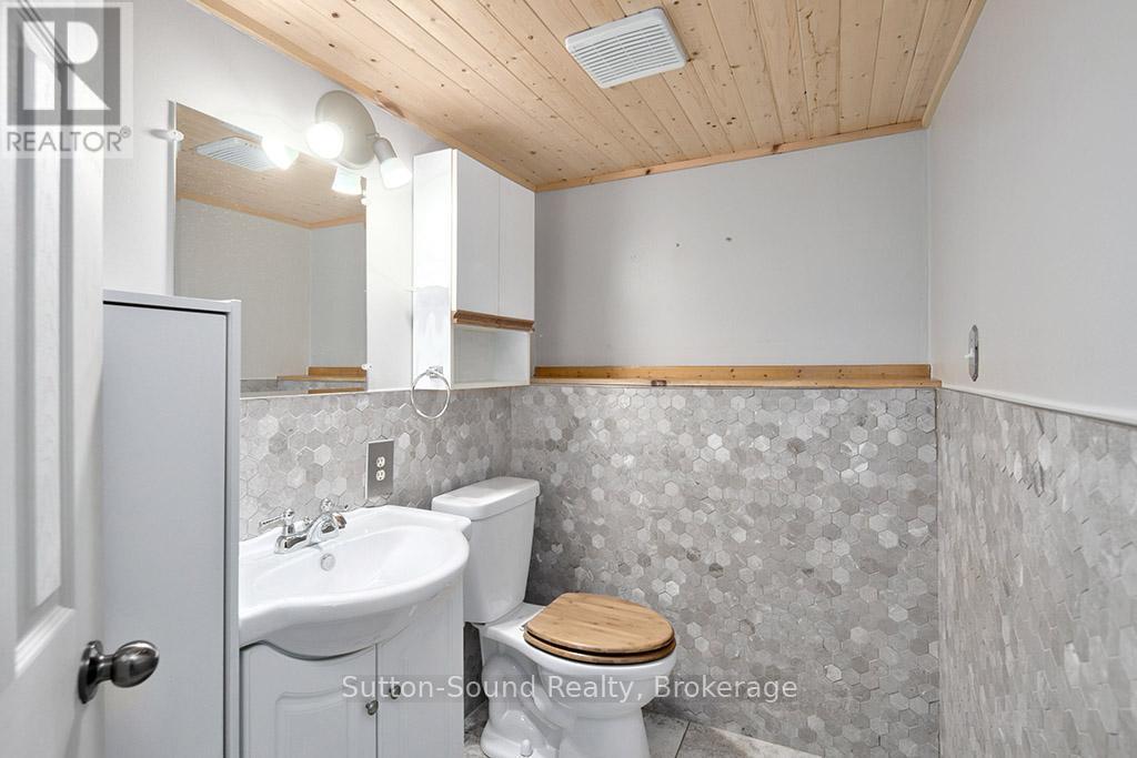 210 5th A Avenue W, Owen Sound, Ontario N4K 6G8 - Photo 36 - X13122276