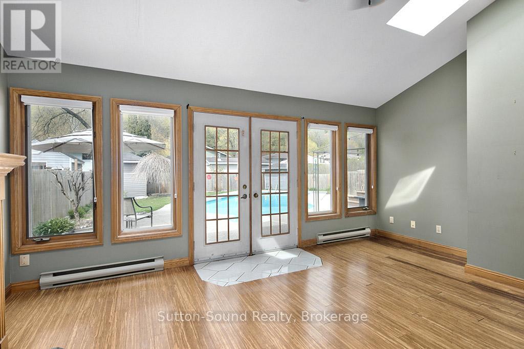 210 5th A Avenue W, Owen Sound, Ontario N4K 6G8 - Photo 9 - X13122276