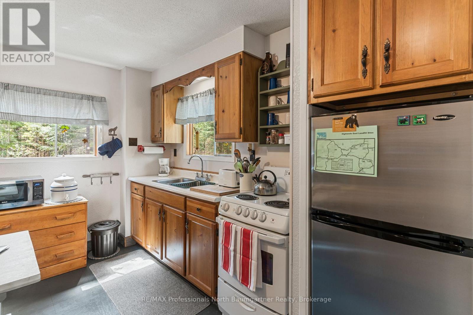 2041 Glamor Lake Road, Highlands East, Ontario K0M 1R0 - Photo 9 - X13122288