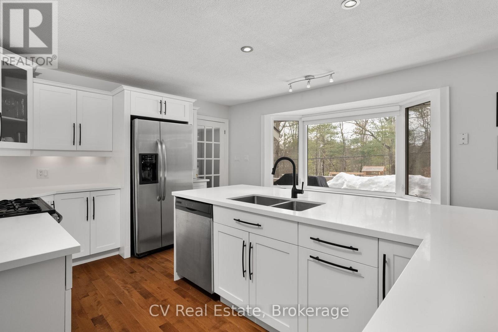 1343 North Muldrew Lake Road, Gravenhurst, Ontario  P1P 1V4 - Photo 11 - X13122498