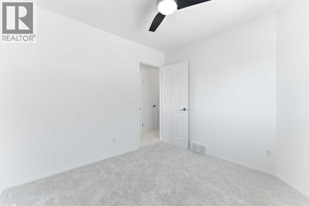 201 Crystalridge Rise, Okotoks, Alberta  T1S 1W6 - Photo 33 - A2310474