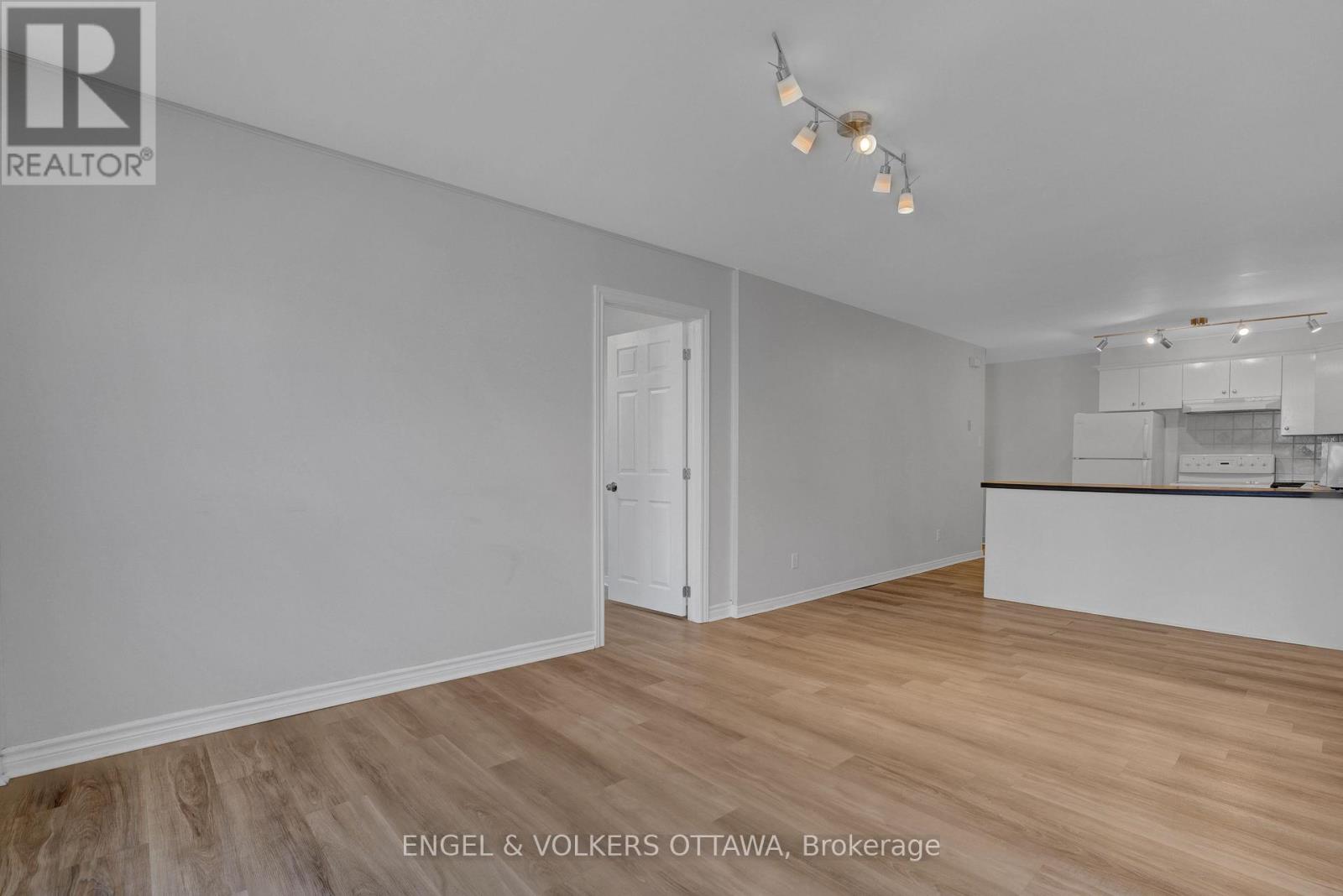 504 Hilson Avenue, Ottawa, Ontario  K1Z 6C7 - Photo 10 - X13122330