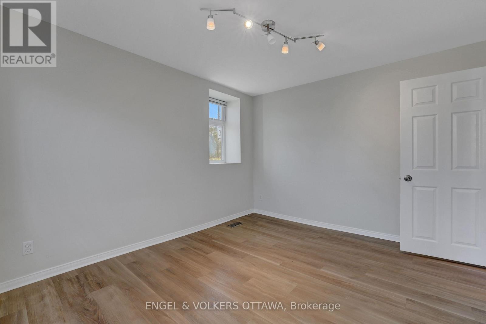 504 Hilson Avenue, Ottawa, Ontario  K1Z 6C7 - Photo 19 - X13122330