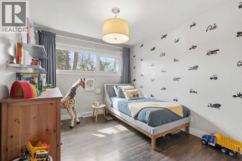 86 Warwick Drive Sw, Calgary, Alberta  T3C 2R6 - Photo 15 - A2302230