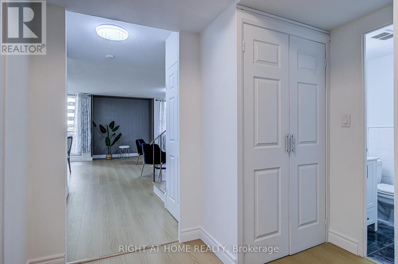 409 - 8 Crescent Town Road, Toronto, Ontario  M4C 5L3 - Photo 15 - E13119648