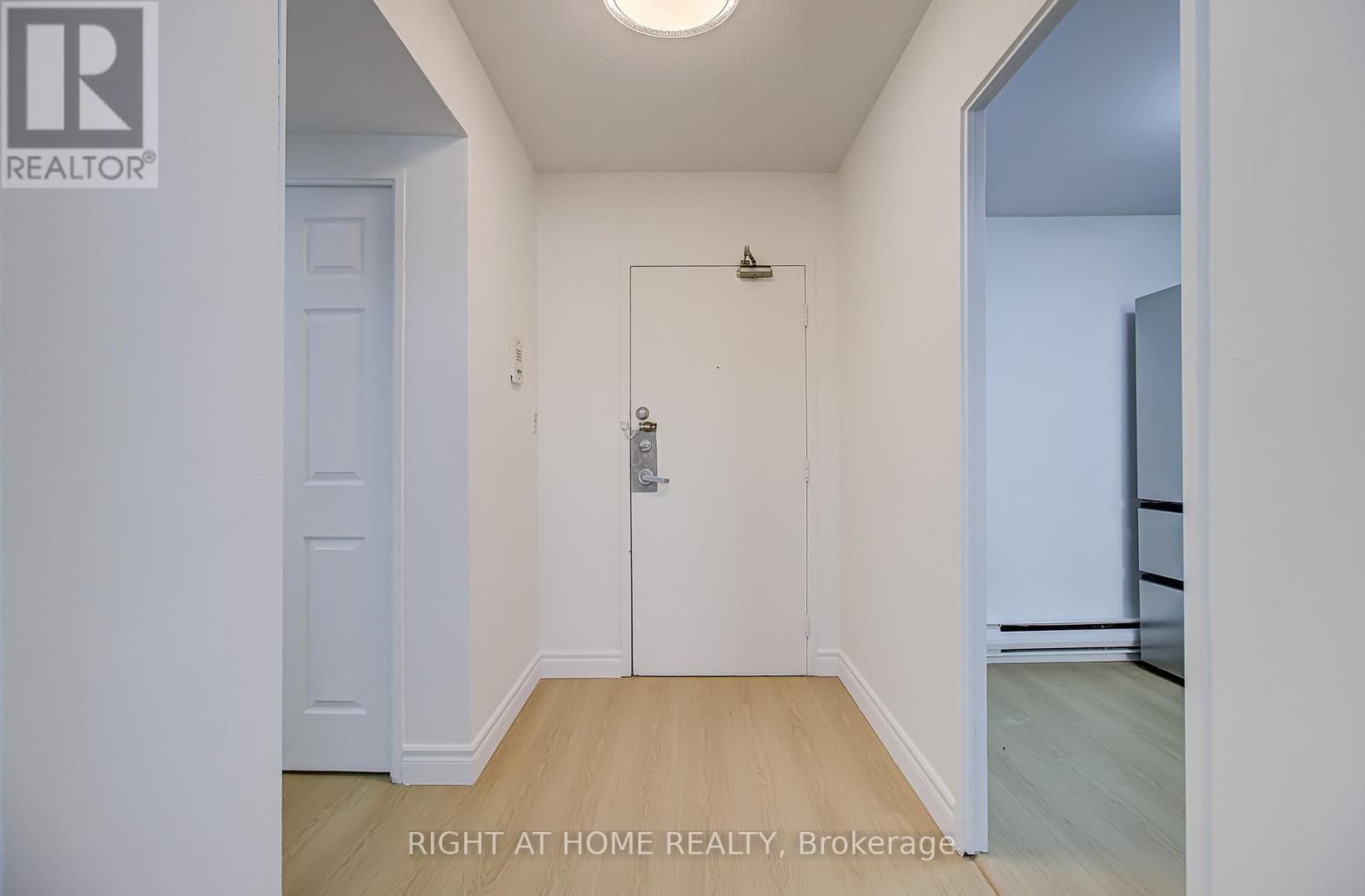 409 - 8 Crescent Town Road, Toronto, Ontario  M4C 5L3 - Photo 10 - E13119648