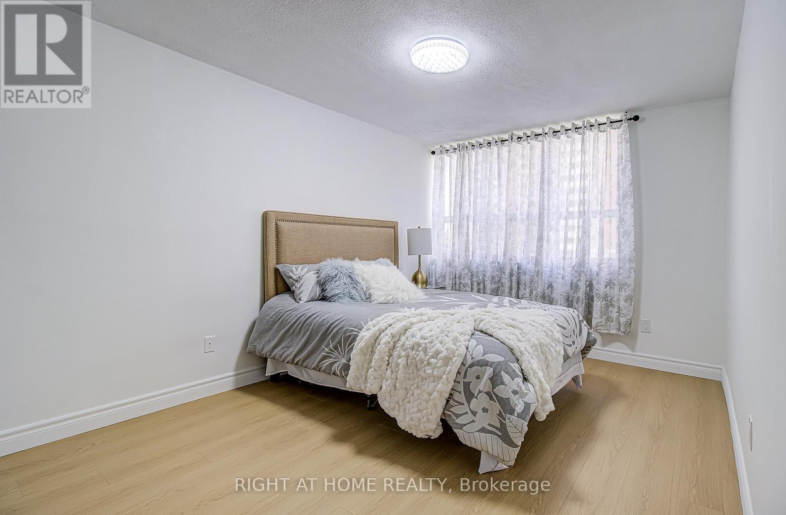 409 - 8 Crescent Town Road, Toronto, Ontario  M4C 5L3 - Photo 24 - E13119648