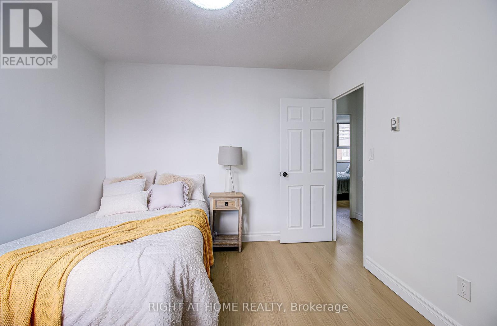409 - 8 Crescent Town Road, Toronto, Ontario  M4C 5L3 - Photo 28 - E13119648