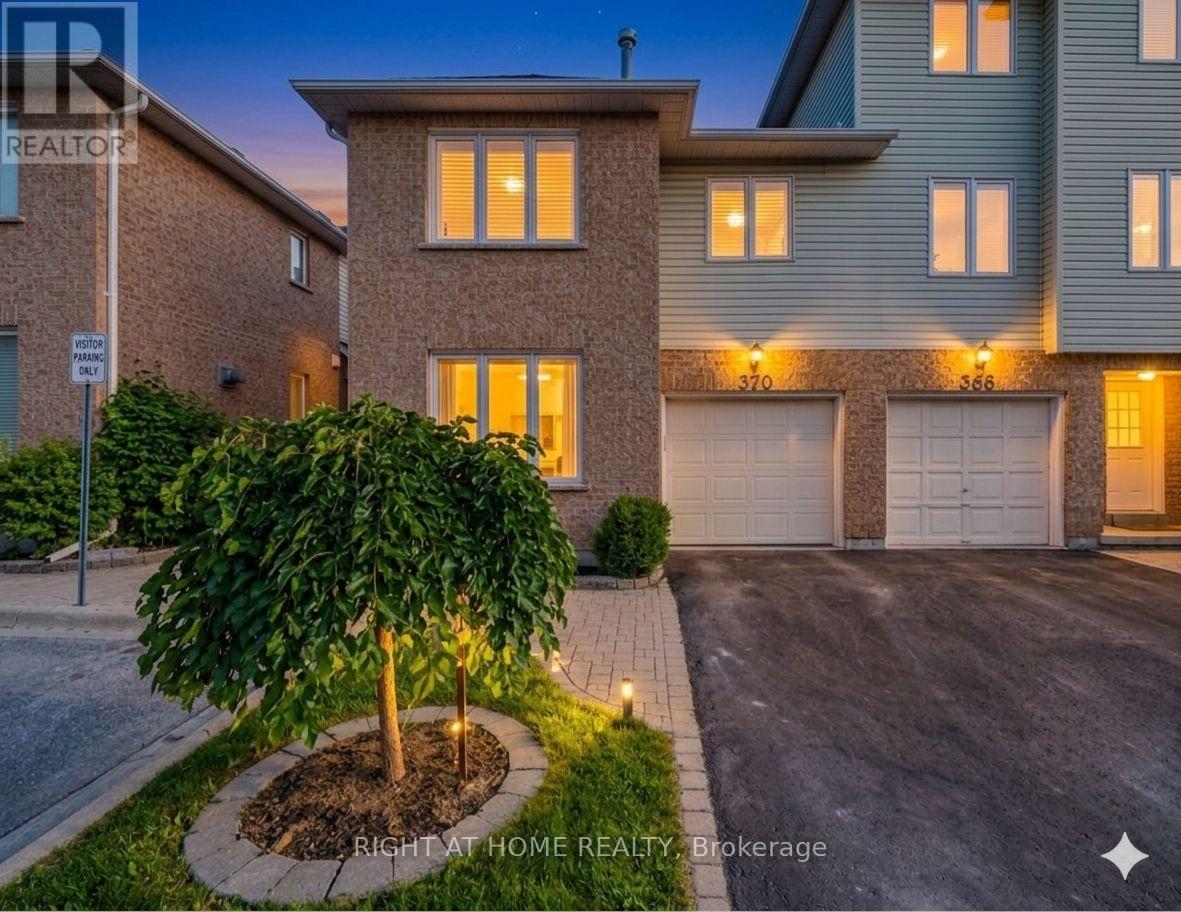 21 - 370 Riddell Court, Newmarket, Ontario  L3Y 8M8 - Photo 4 - N12918240