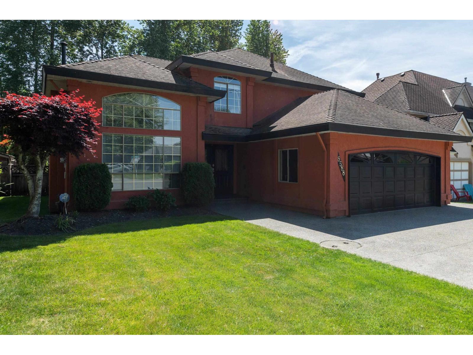 8588 141 Street, Surrey, British Columbia V3W 3A9 - Photo 2 - R3122985