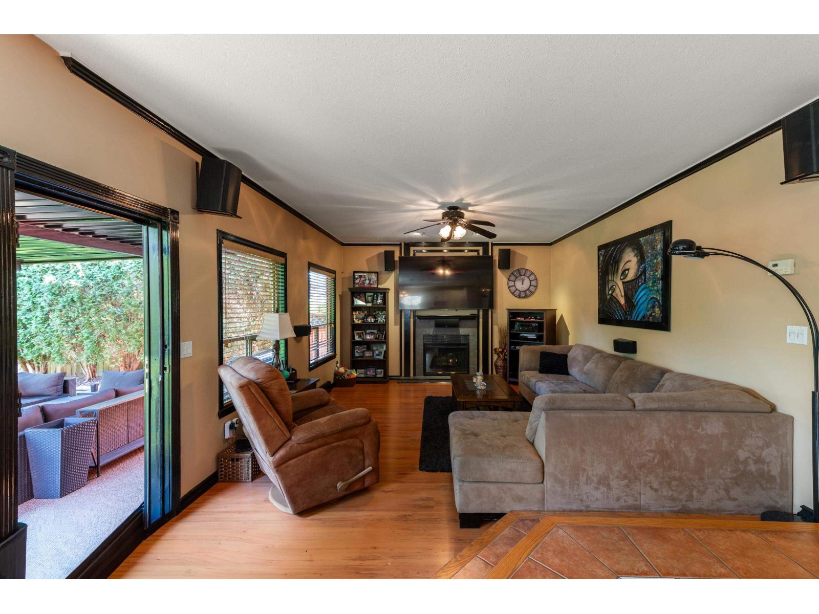 8588 141 Street, Surrey, British Columbia V3W 3A9 - Photo 9 - R3122985