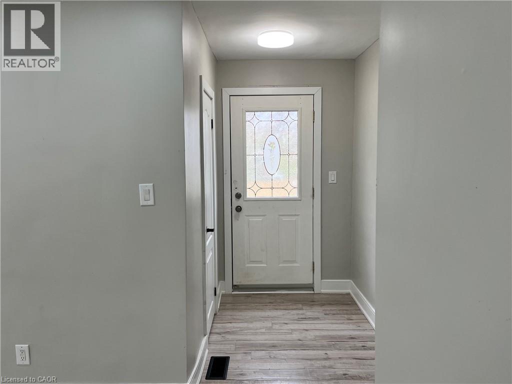 207 Mill Street Unit# Upper, Woodstock, Ontario  N4S 2W9 - Photo 12 - 40818270