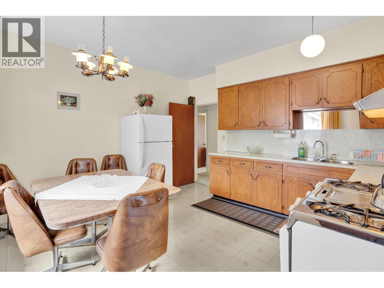 2206 Musqueamview Street, Vancouver, British Columbia  V6K 4G9 - Photo 13 - R3122522