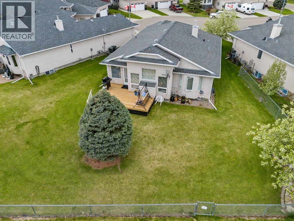 310 Riverside Garden Nw, High River, Alberta T1V 1Y9 - Photo 4 - A2285068