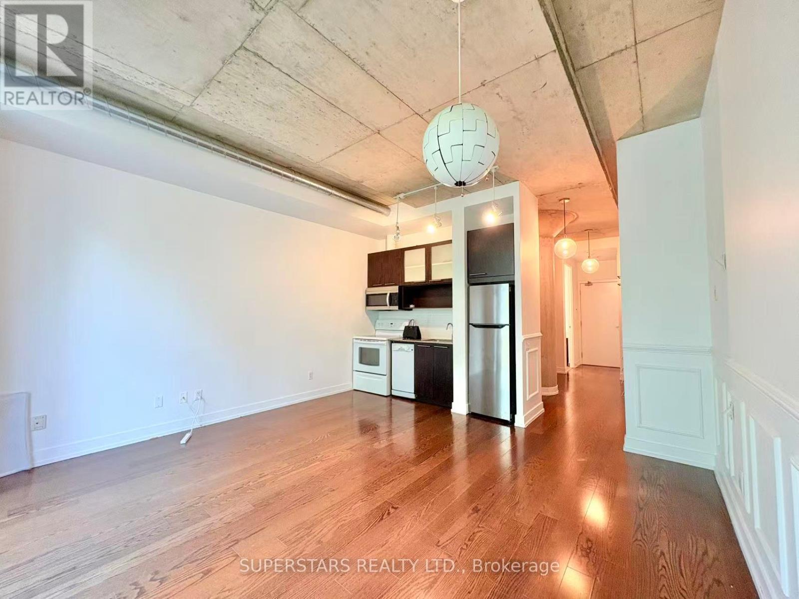 305 - 66 Portland Street, Toronto, Ontario  M5V 2M6 - Photo 2 - C13122408
