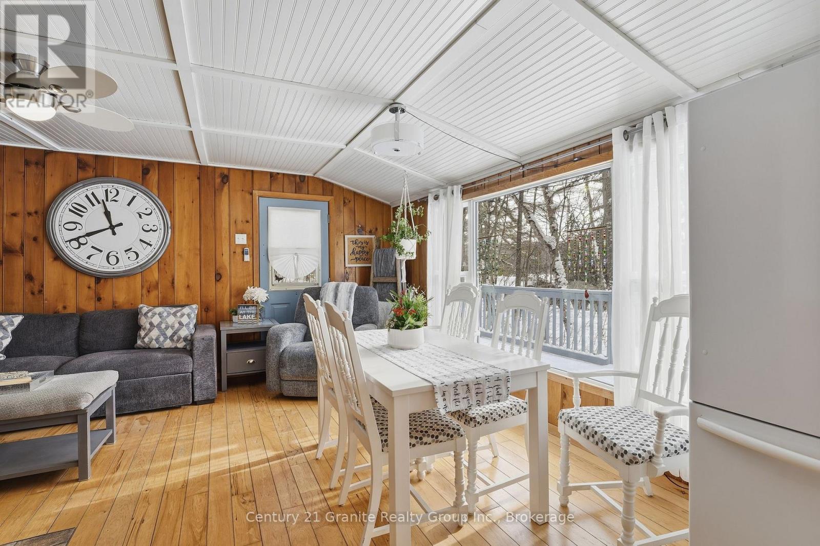 1019 Pike Lane, Dysart Et Al, Ontario  K0M 1S0 - Photo 12 - X12784164