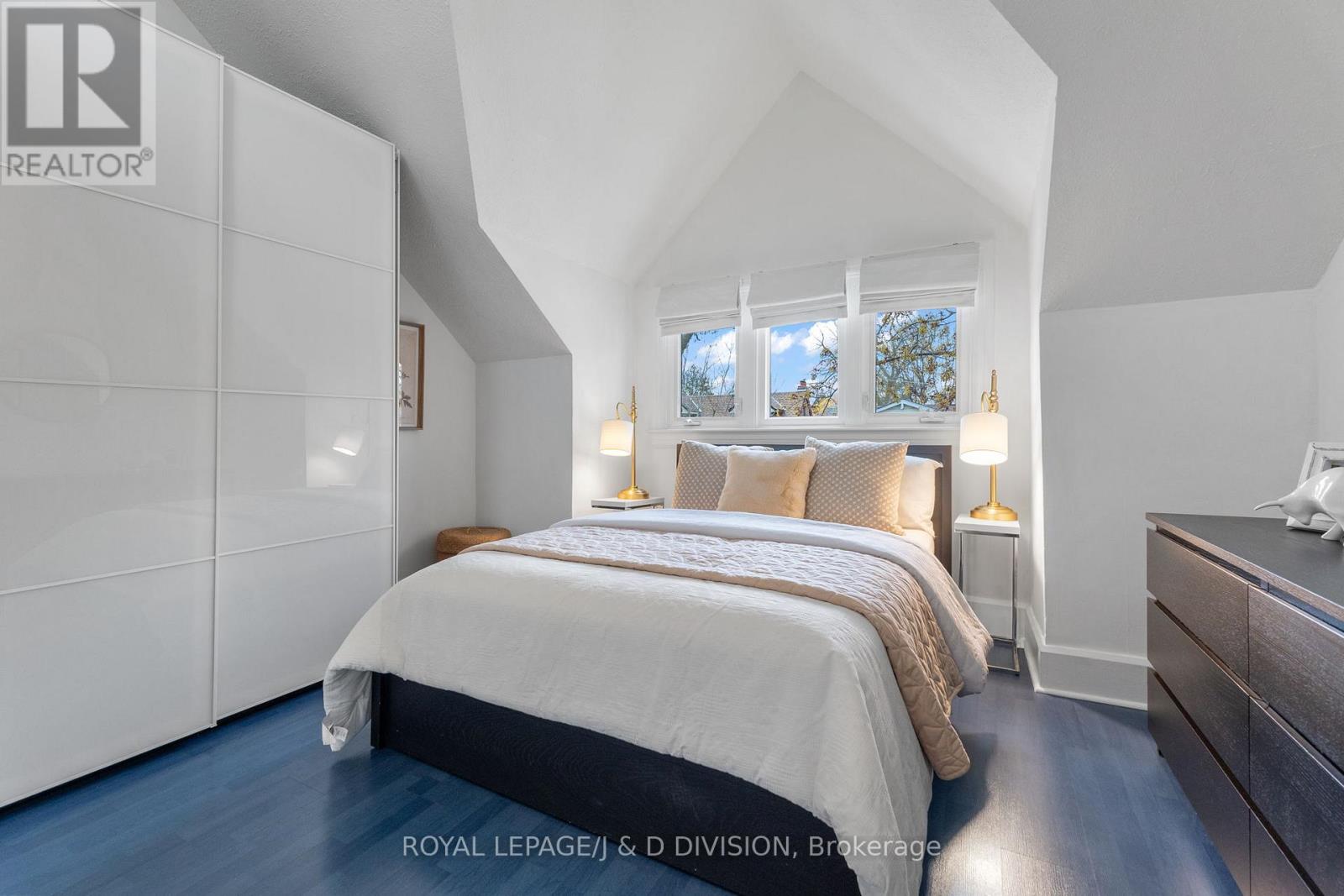 87 Kent Road, Toronto, Ontario  M4L 2X5 - Photo 16 - E13122278