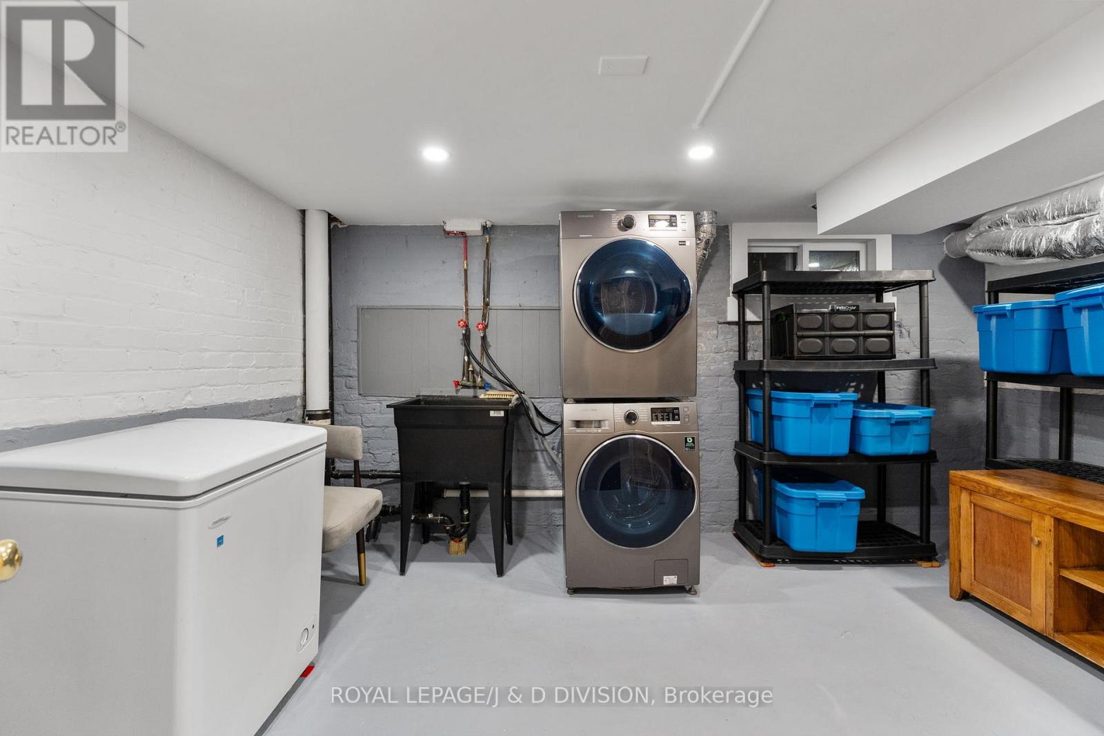 87 Kent Road, Toronto, Ontario  M4L 2X5 - Photo 29 - E13122278