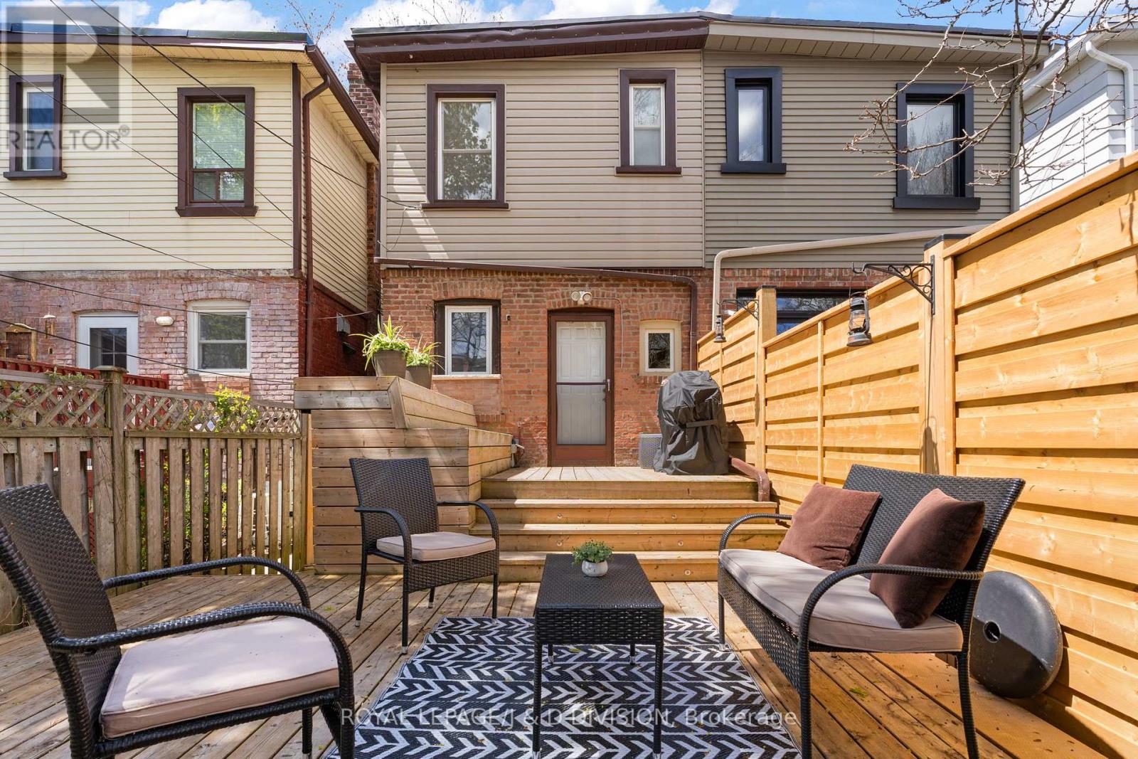 87 Kent Road, Toronto, Ontario  M4L 2X5 - Photo 31 - E13122278
