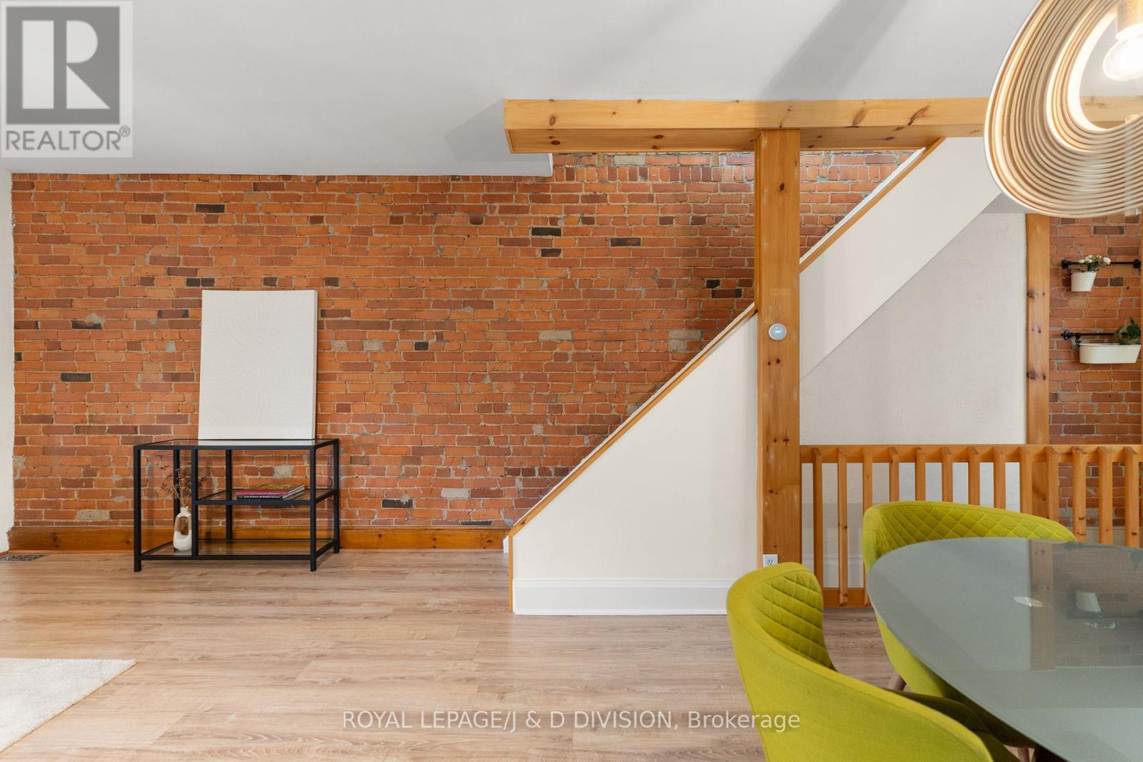87 Kent Road, Toronto, Ontario  M4L 2X5 - Photo 6 - E13122278