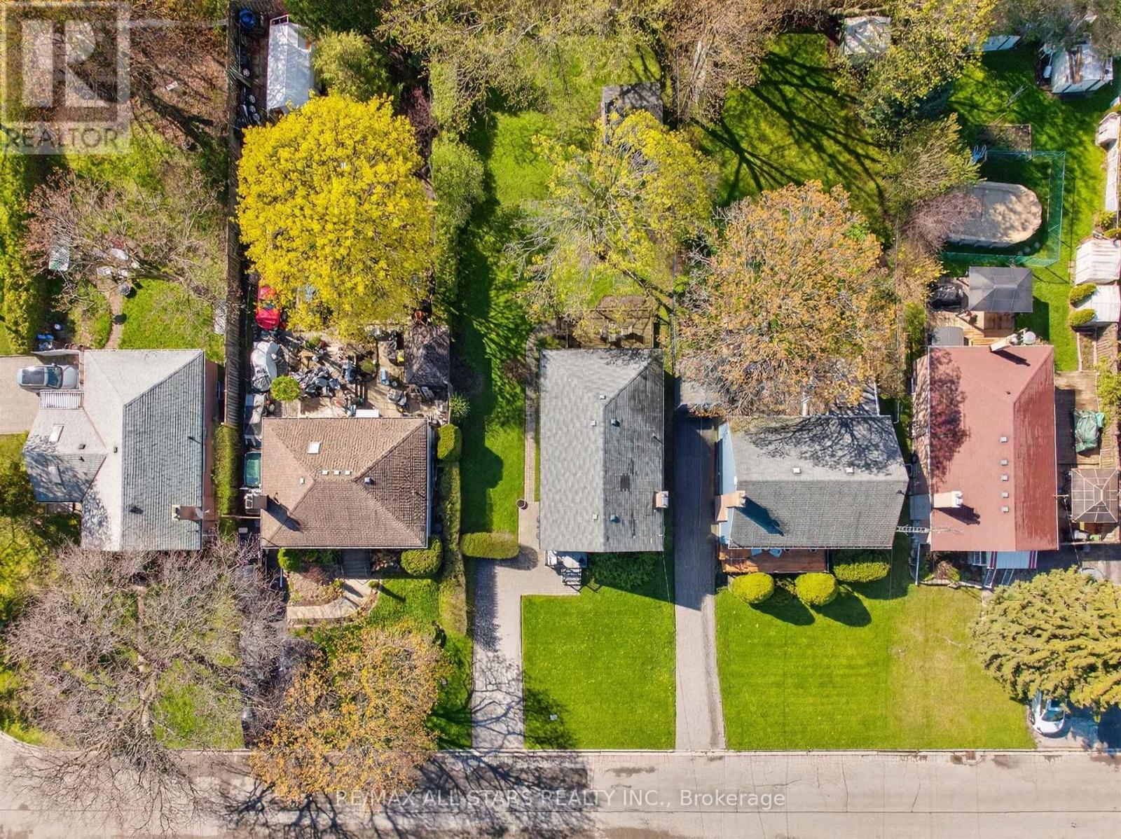 9 Martindale Road, Toronto, Ontario  M1M 2B6 - Photo 29 - E13122410