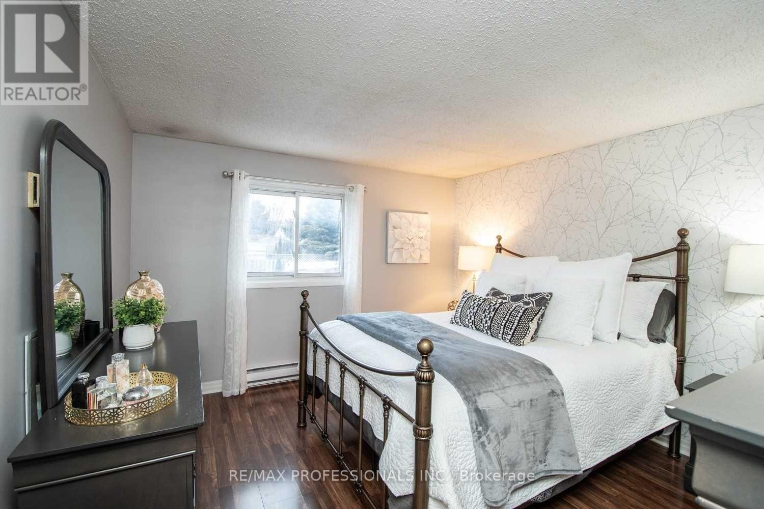 68 Overbank Drive, Oshawa, Ontario  L1J 7Y8 - Photo 7 - E13122558