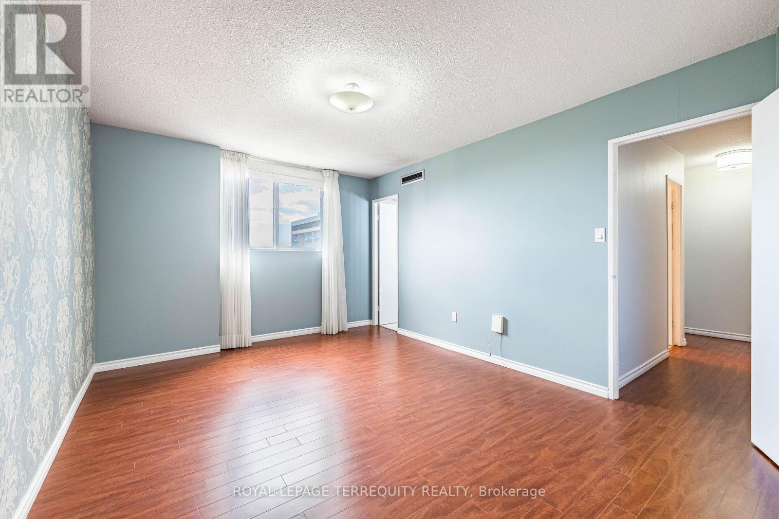 1902 - 820 Burnhamthorpe Road, Toronto, Ontario  M9C 4W2 - Photo 22 - W13121032