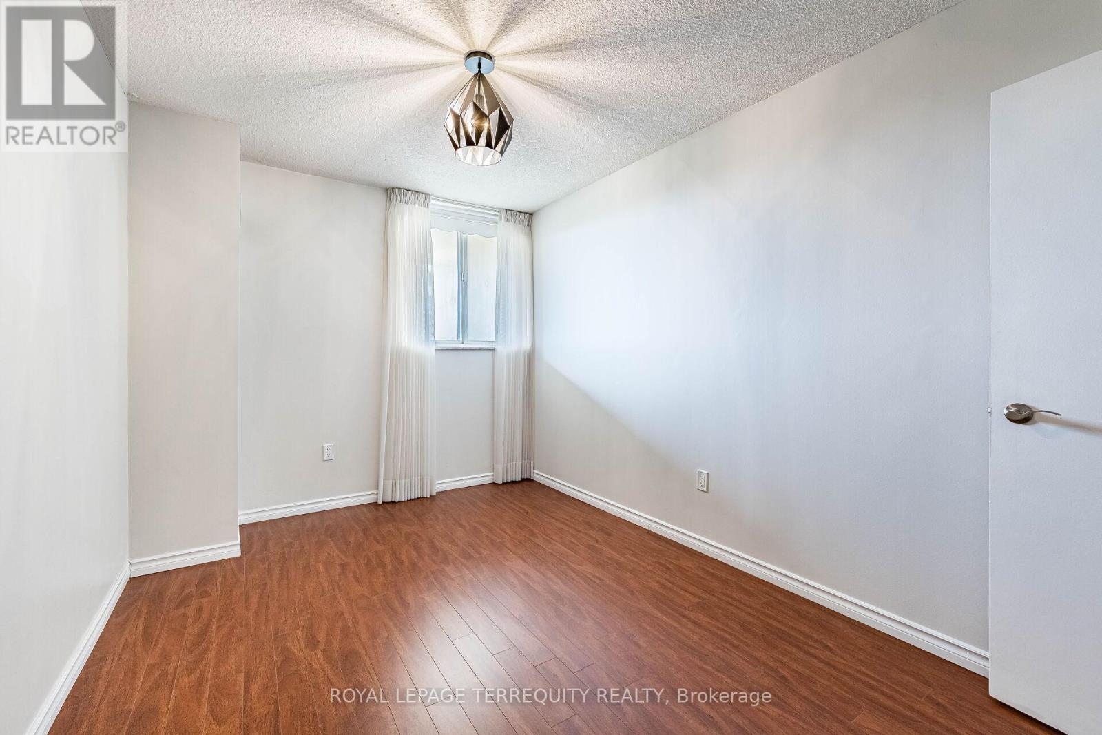 1902 - 820 Burnhamthorpe Road, Toronto, Ontario  M9C 4W2 - Photo 26 - W13121032