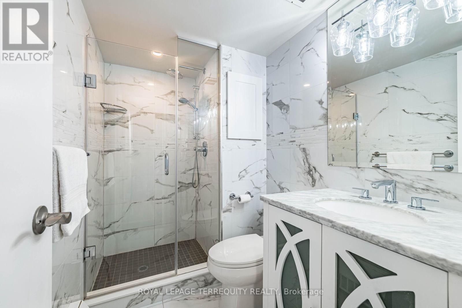 1902 - 820 Burnhamthorpe Road, Toronto, Ontario  M9C 4W2 - Photo 23 - W13121032