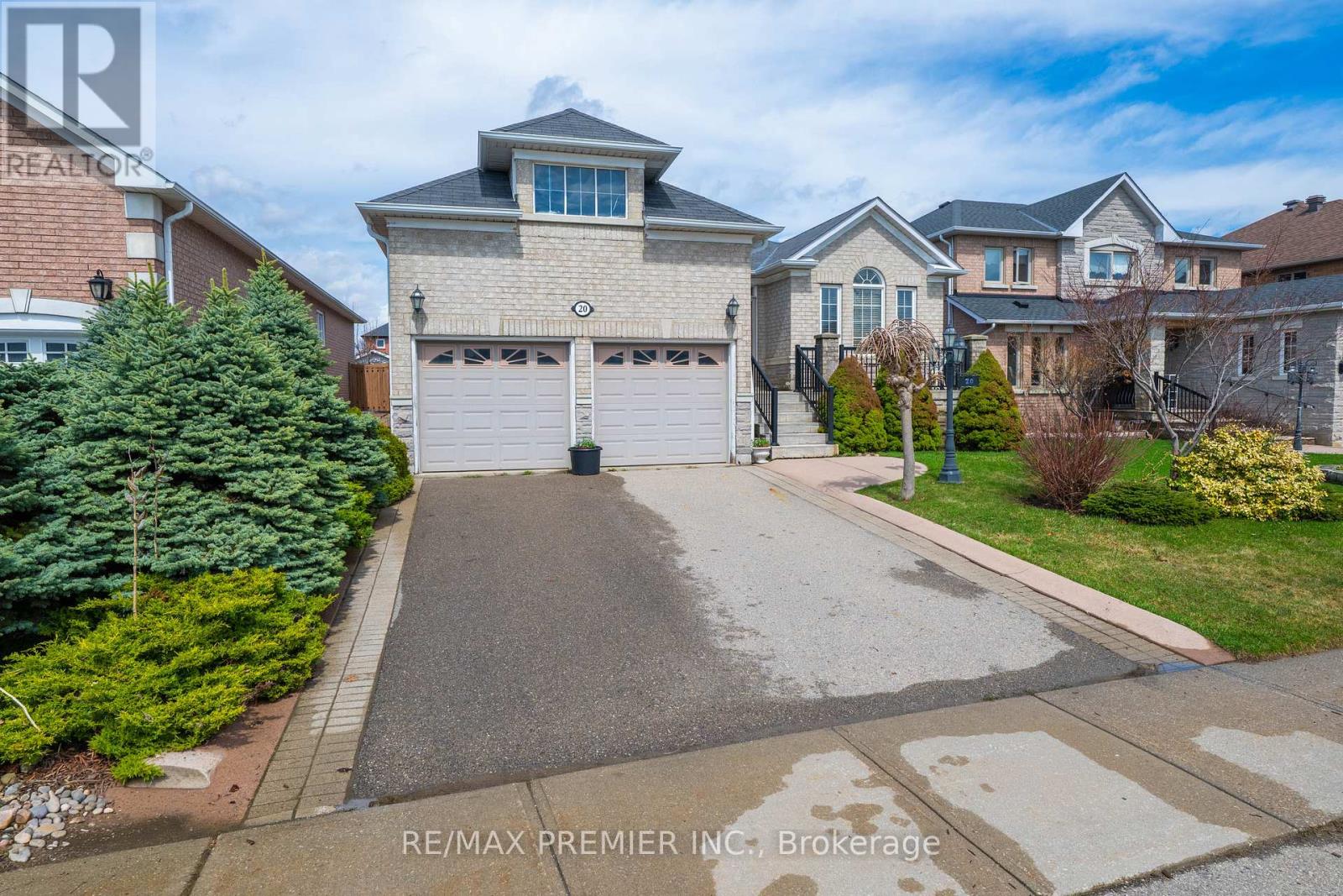 20 Drummond Drive, Vaughan, Ontario  L6A 2M5 - Photo 2 - N13122322