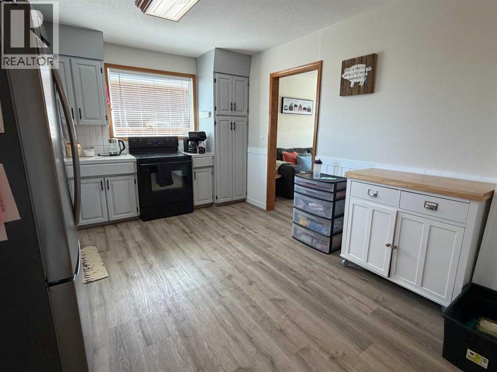 5025 41 Avenue, Taber, Alberta  T1G 1A7 - Photo 12 - A2310452