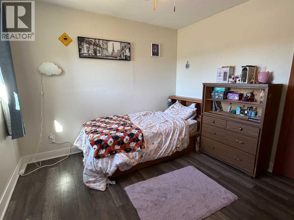 5025 41 Avenue, Taber, Alberta  T1G 1A7 - Photo 4 - A2310452