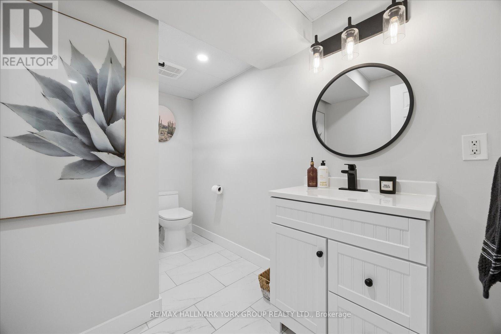 132 Athabaska Road, Barrie (Holly), Ontario  L4N 8E5 - Photo 38 - S13122528