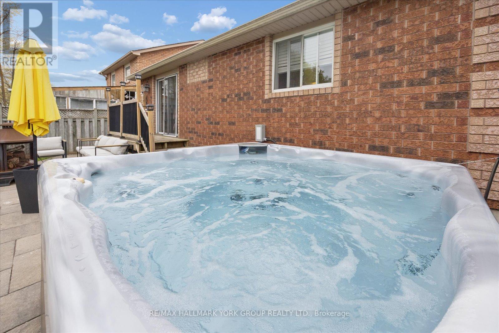 132 Athabaska Road, Barrie (Holly), Ontario  L4N 8E5 - Photo 45 - S13122528