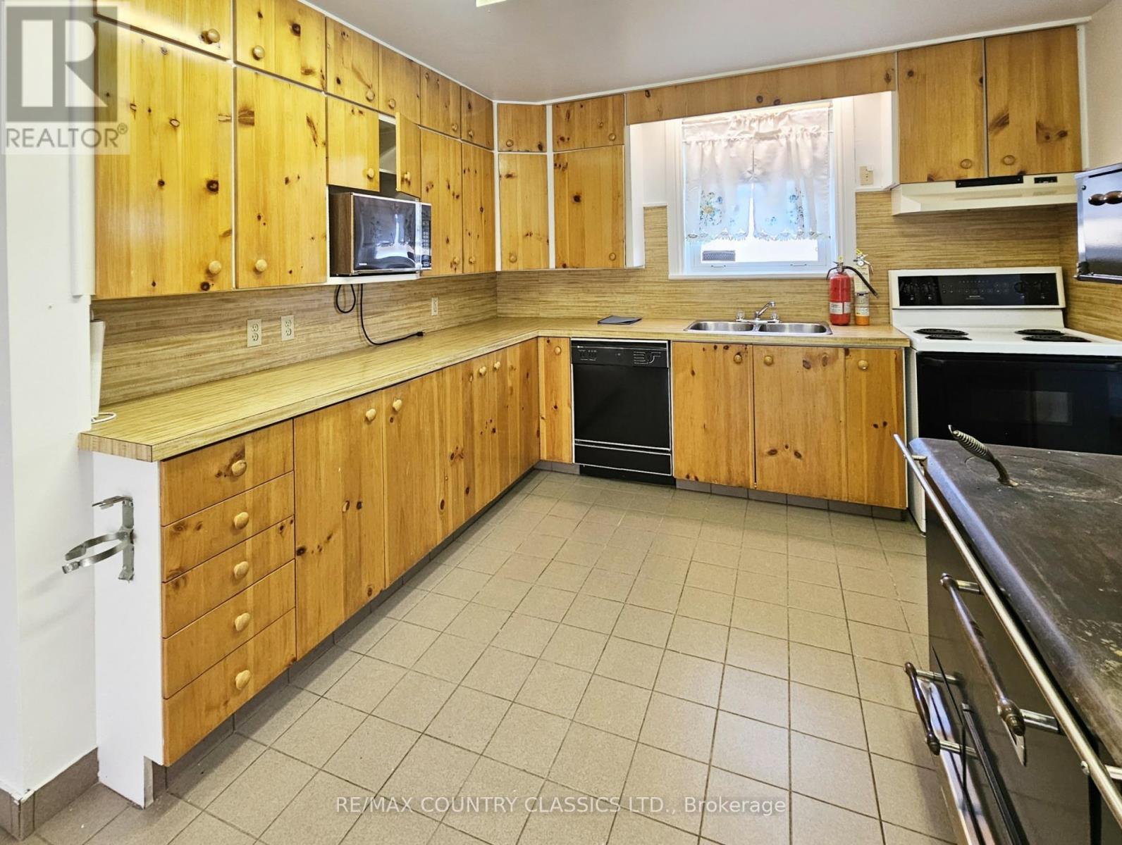 185 Yourth Road, Lyndoch And Raglan, Ontario  K0J 2E0 - Photo 5 - X13122770