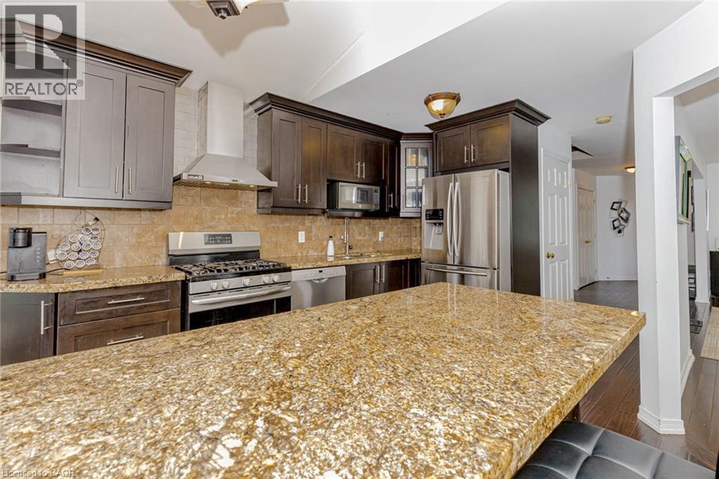 32 Vineberg Drive, Hamilton, Ontario  L9B 2P6 - Photo 11 - 40815559
