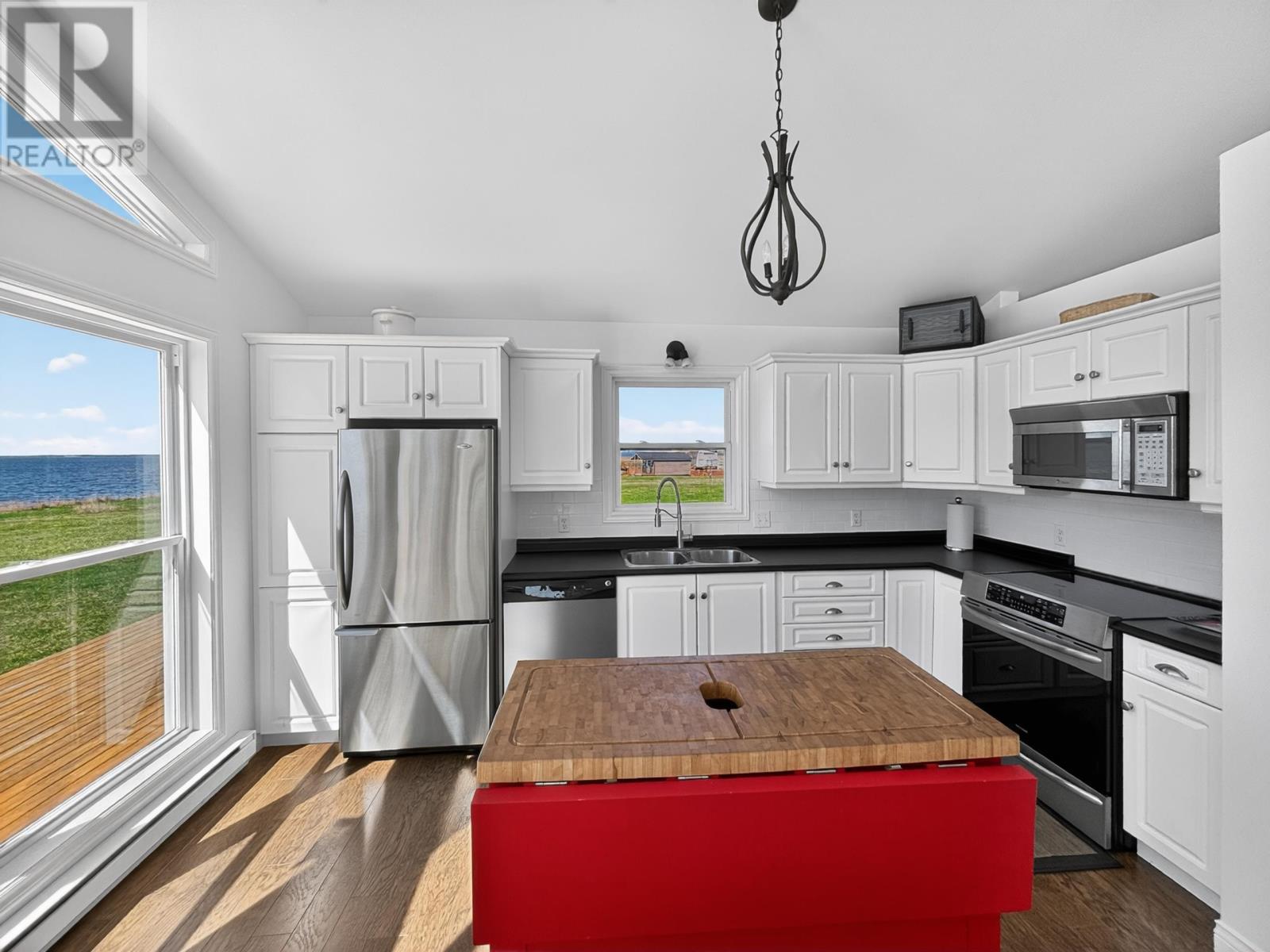 38 Osprey Lane, Malpeque, Prince Edward Island  C0B 1M0 - Photo 5 - 202610724