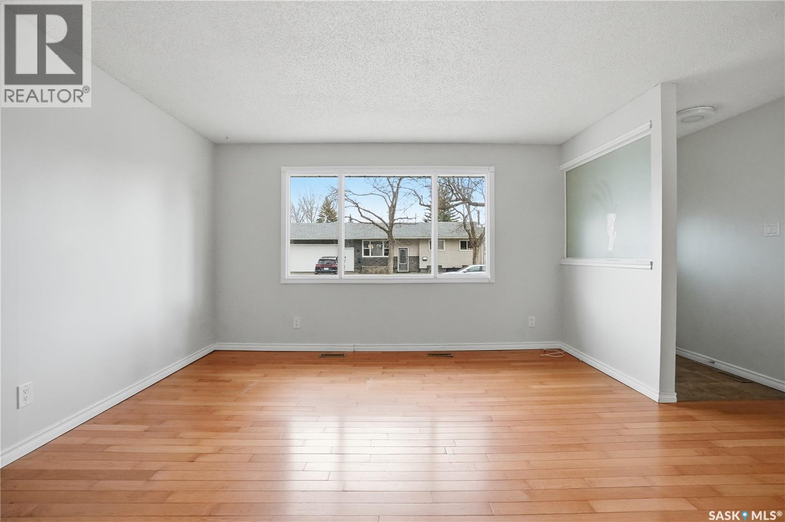 58 Nelles Street, Regina, Saskatchewan  S4X 1M4 - Photo 8 - SK035819