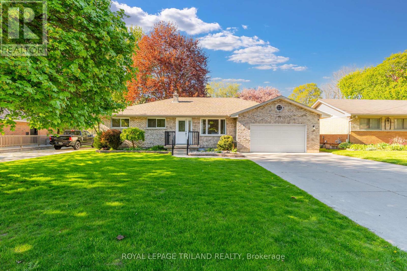 25 Pannell Lane, Strathroy-Caradoc, Ontario  N7G 2C6 - Photo 2 - X13122674