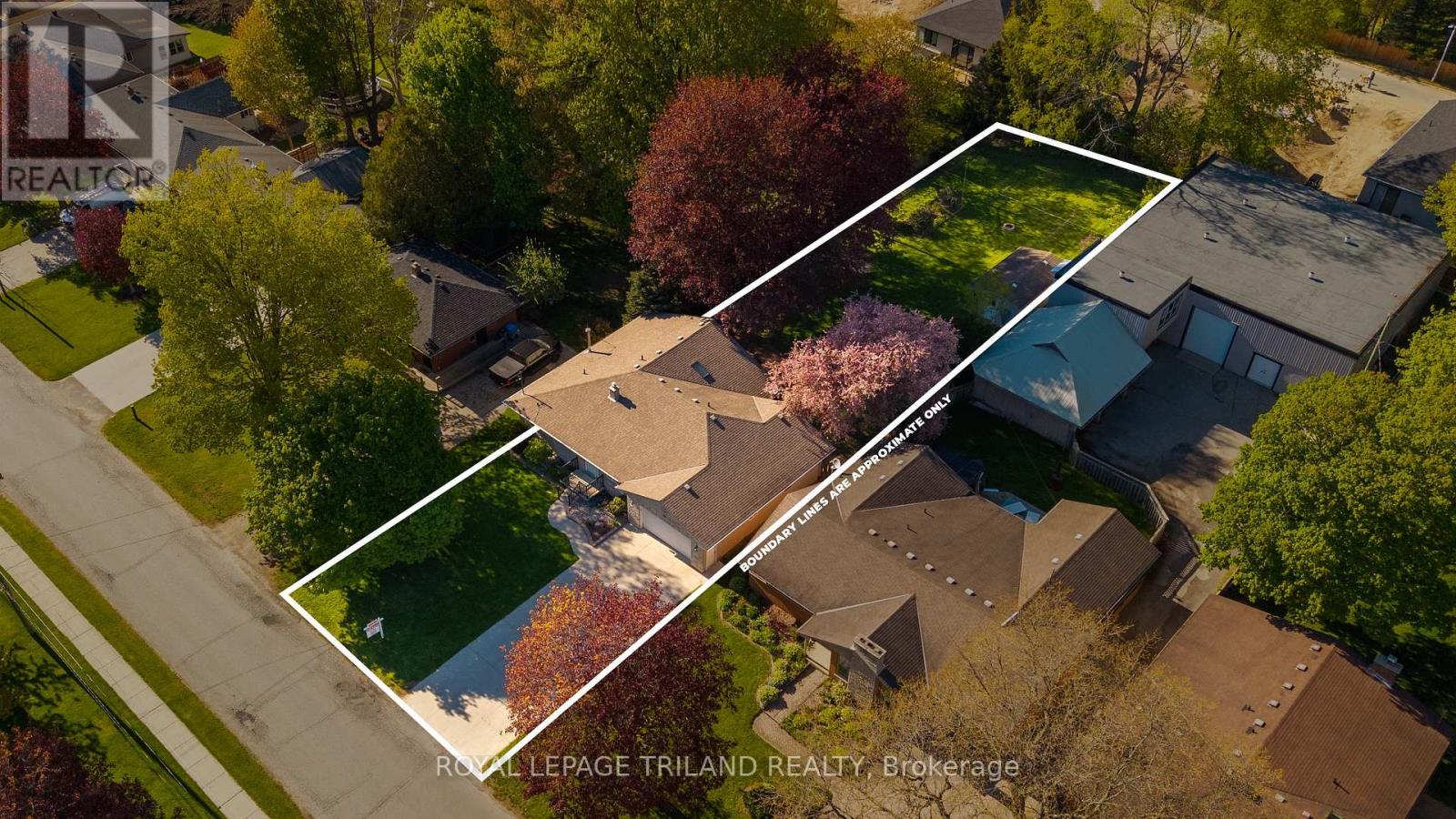 25 Pannell Lane, Strathroy-Caradoc, Ontario  N7G 2C6 - Photo 3 - X13122674