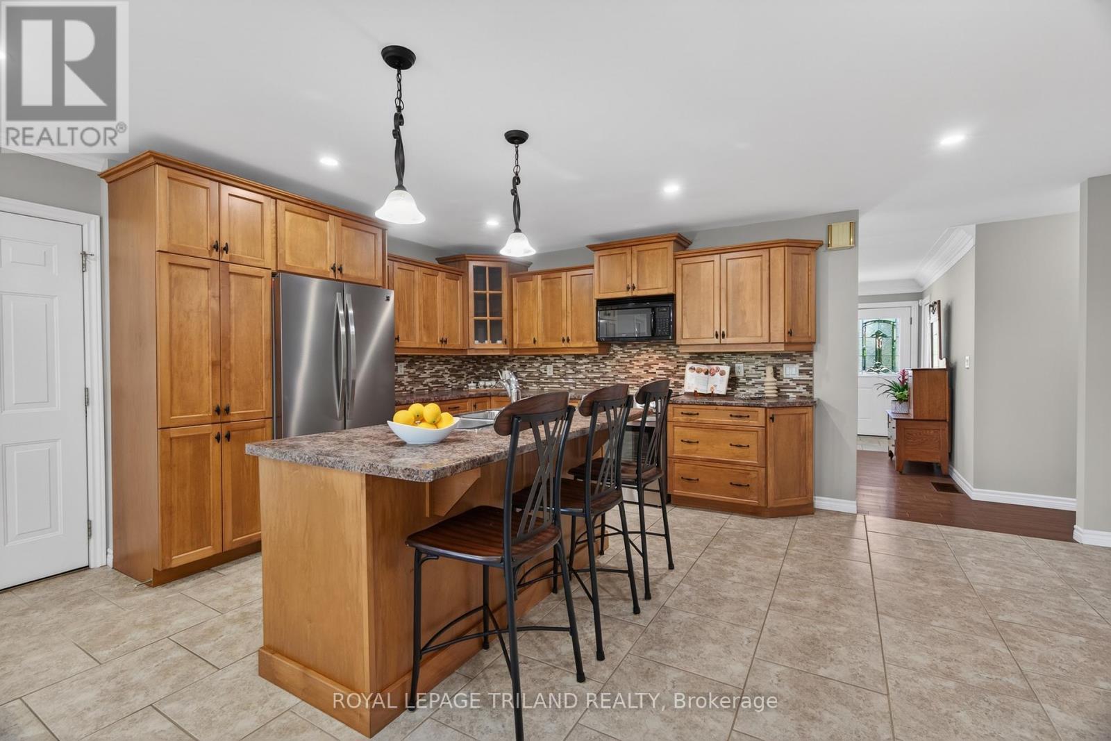 25 Pannell Lane, Strathroy-Caradoc, Ontario  N7G 2C6 - Photo 9 - X13122674