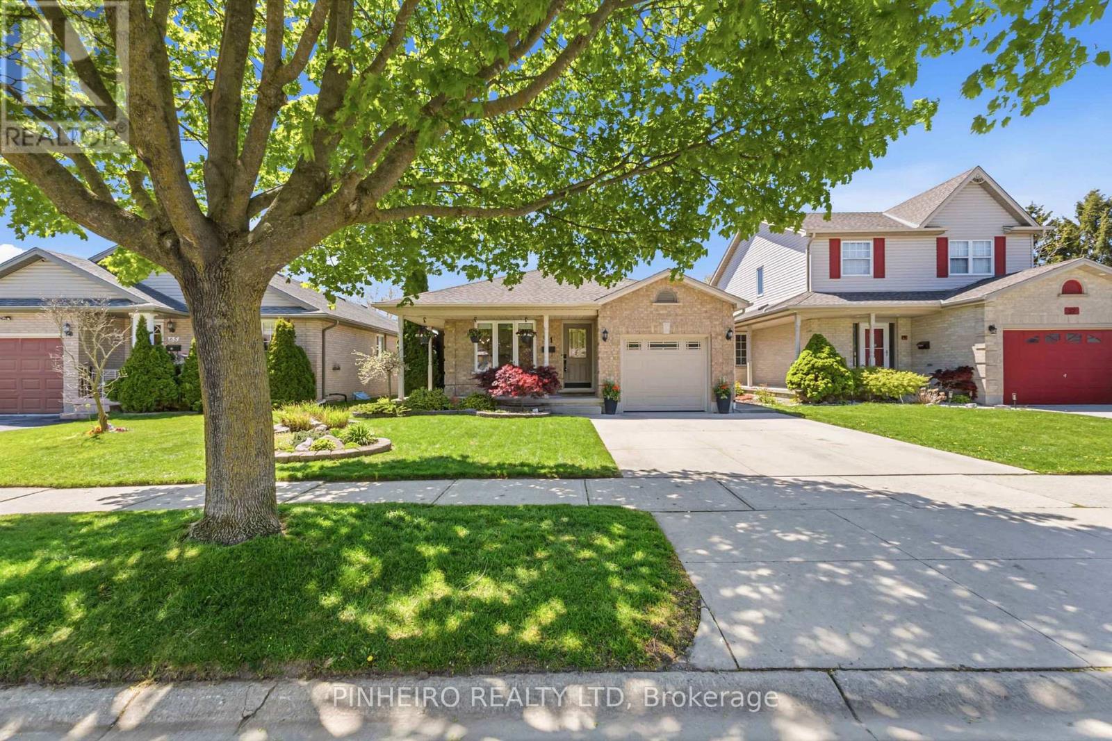 61 Kingsbridge Street, London East, Ontario  N5V 4S9 - Photo 3 - X13122678
