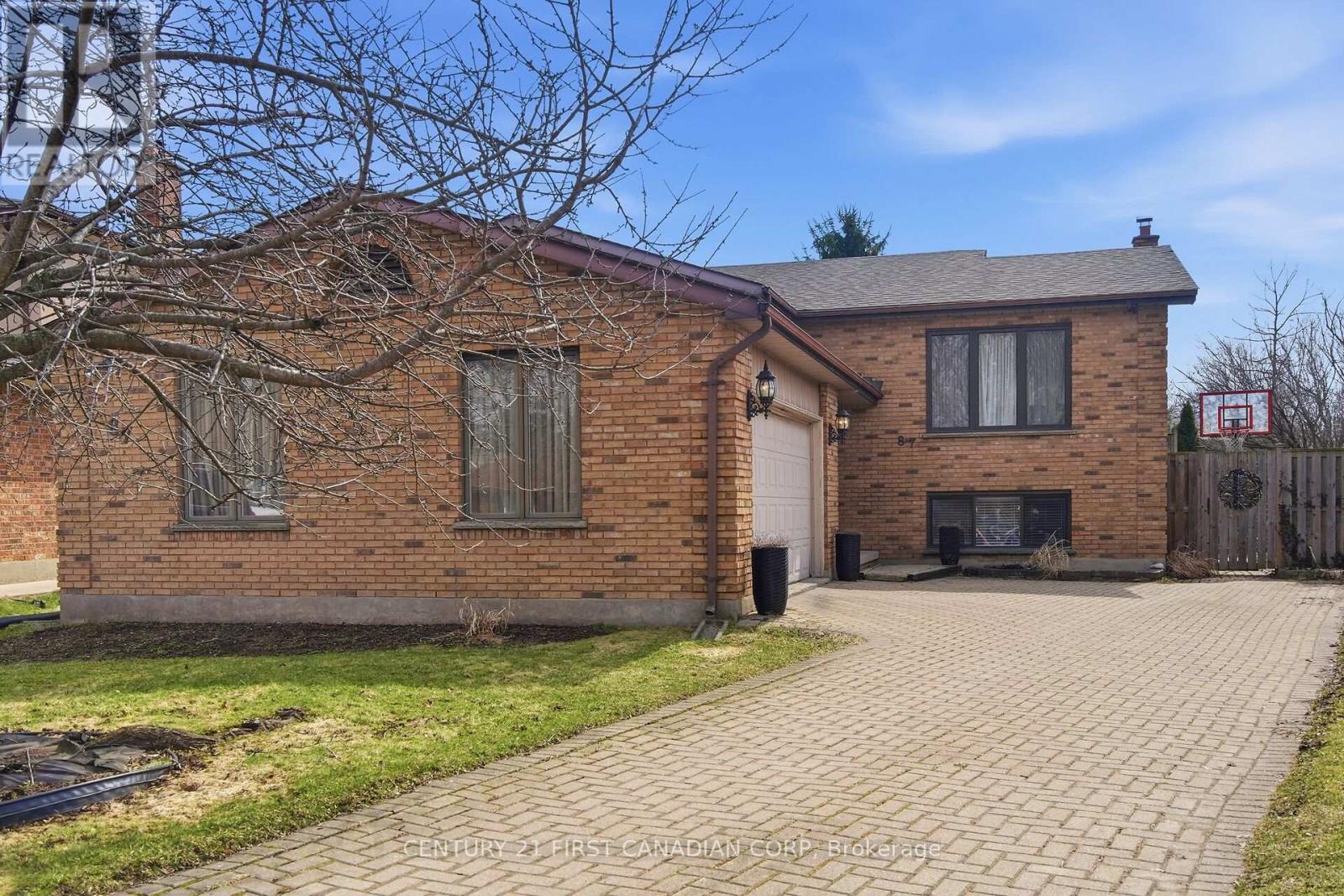 87 Grieve Place, London South, Ontario  N6E 3C9 - Photo 2 - X13122774