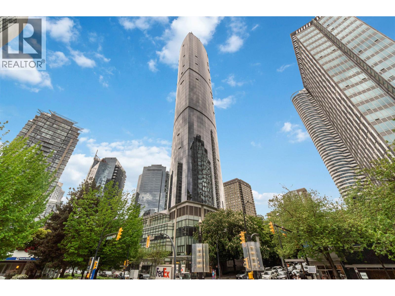 4303 938 NELSON STREET, Vancouver, British Columbia