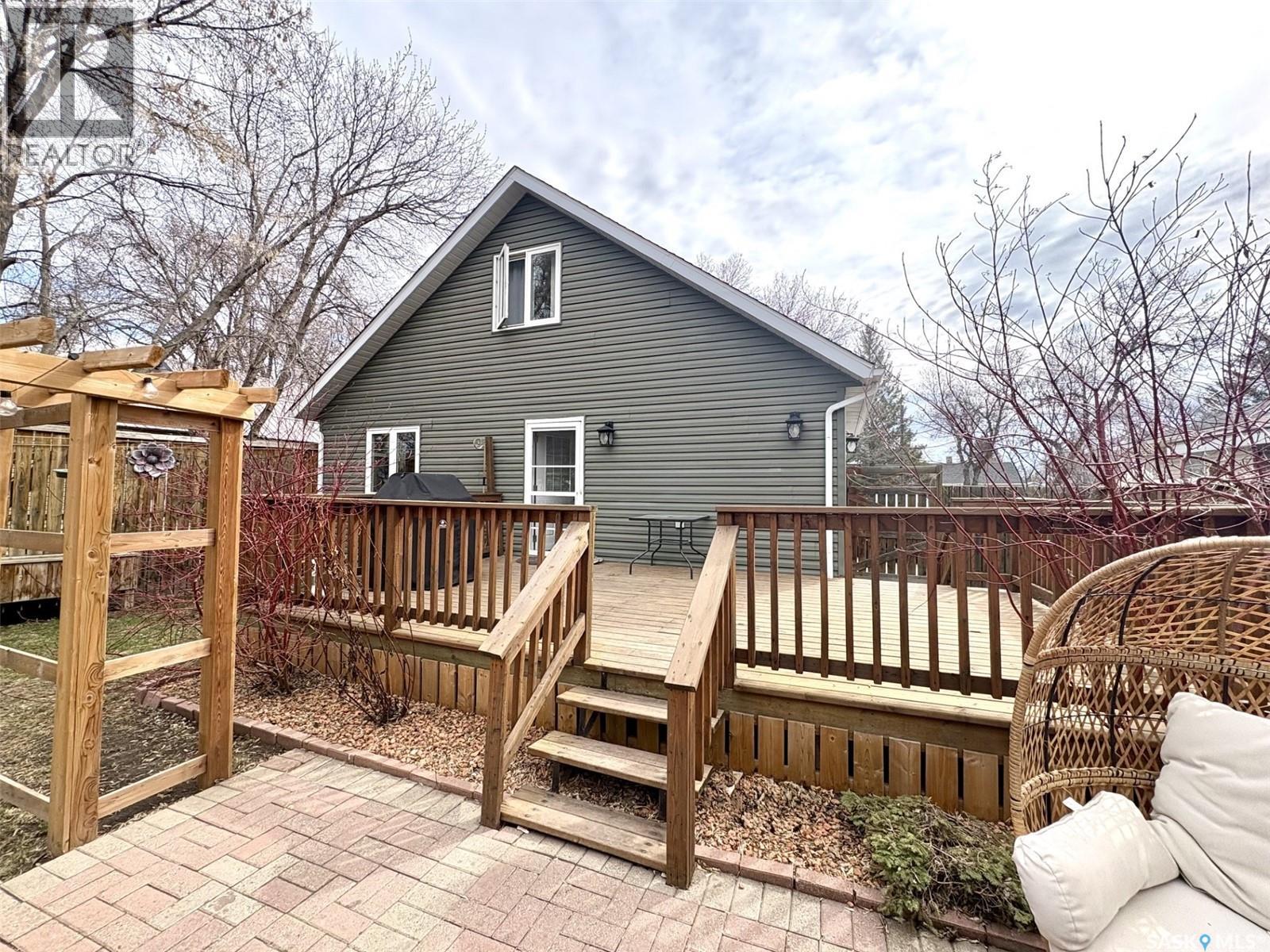 270 2nd Avenue N, Yorkton, Saskatchewan  S3N 1G9 - Photo 20 - SK035611