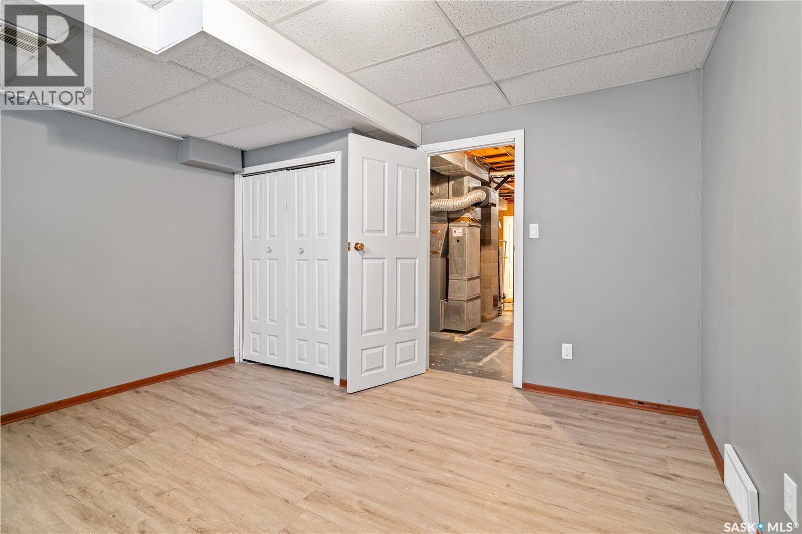 46 Hammond Road, Regina, Saskatchewan  S4R 3C6 - Photo 25 - SK035163
