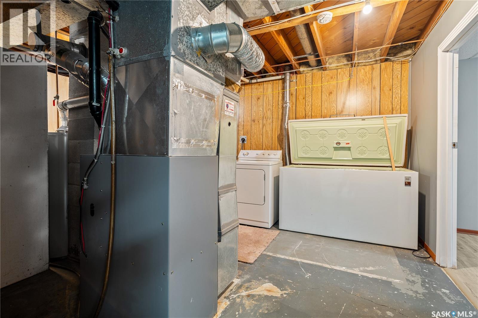 46 Hammond Road, Regina, Saskatchewan  S4R 3C6 - Photo 38 - SK035163