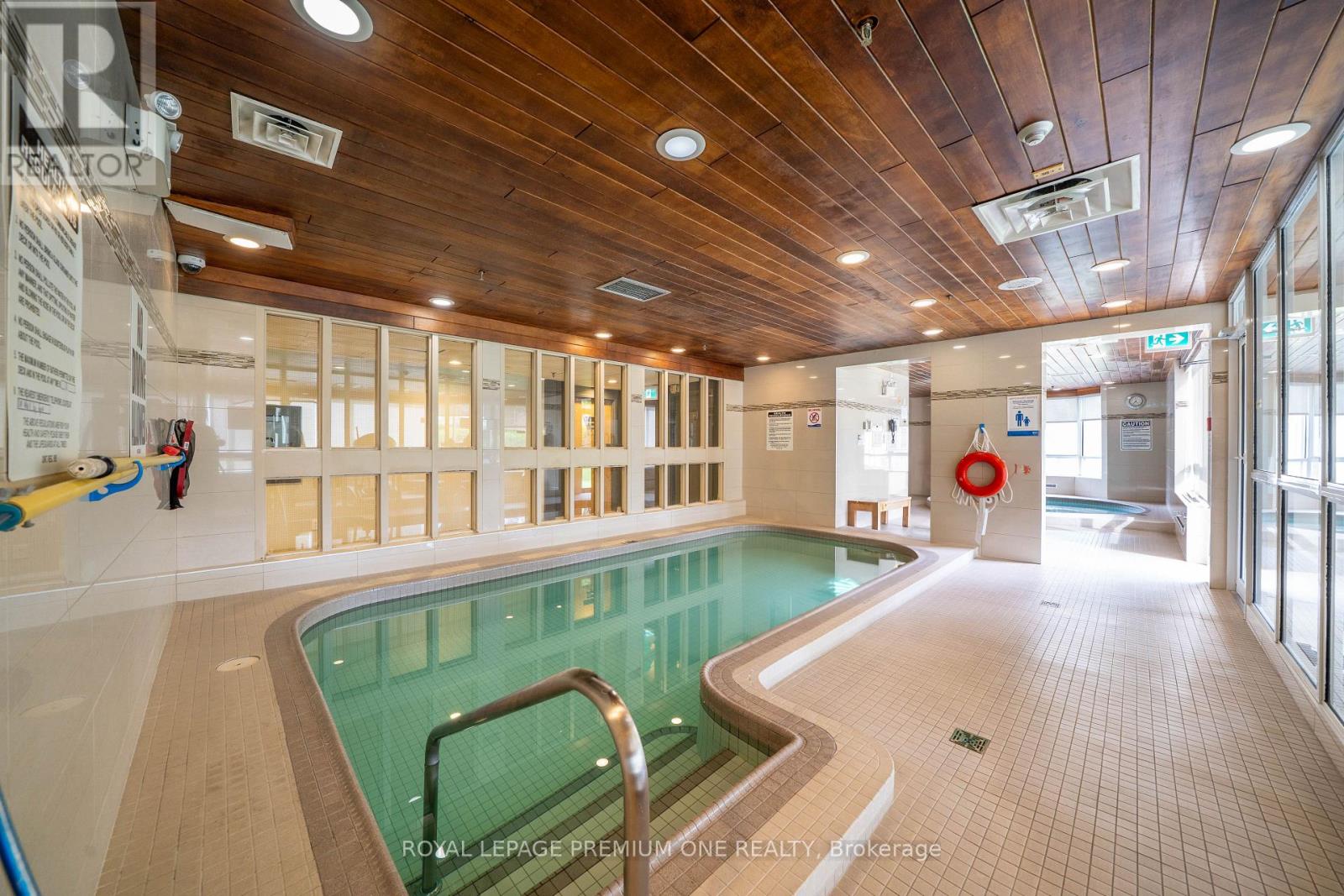 310 - 1001 Cedarglen Gate, Mississauga, Ontario  L5C 4R2 - Photo 15 - W13122192