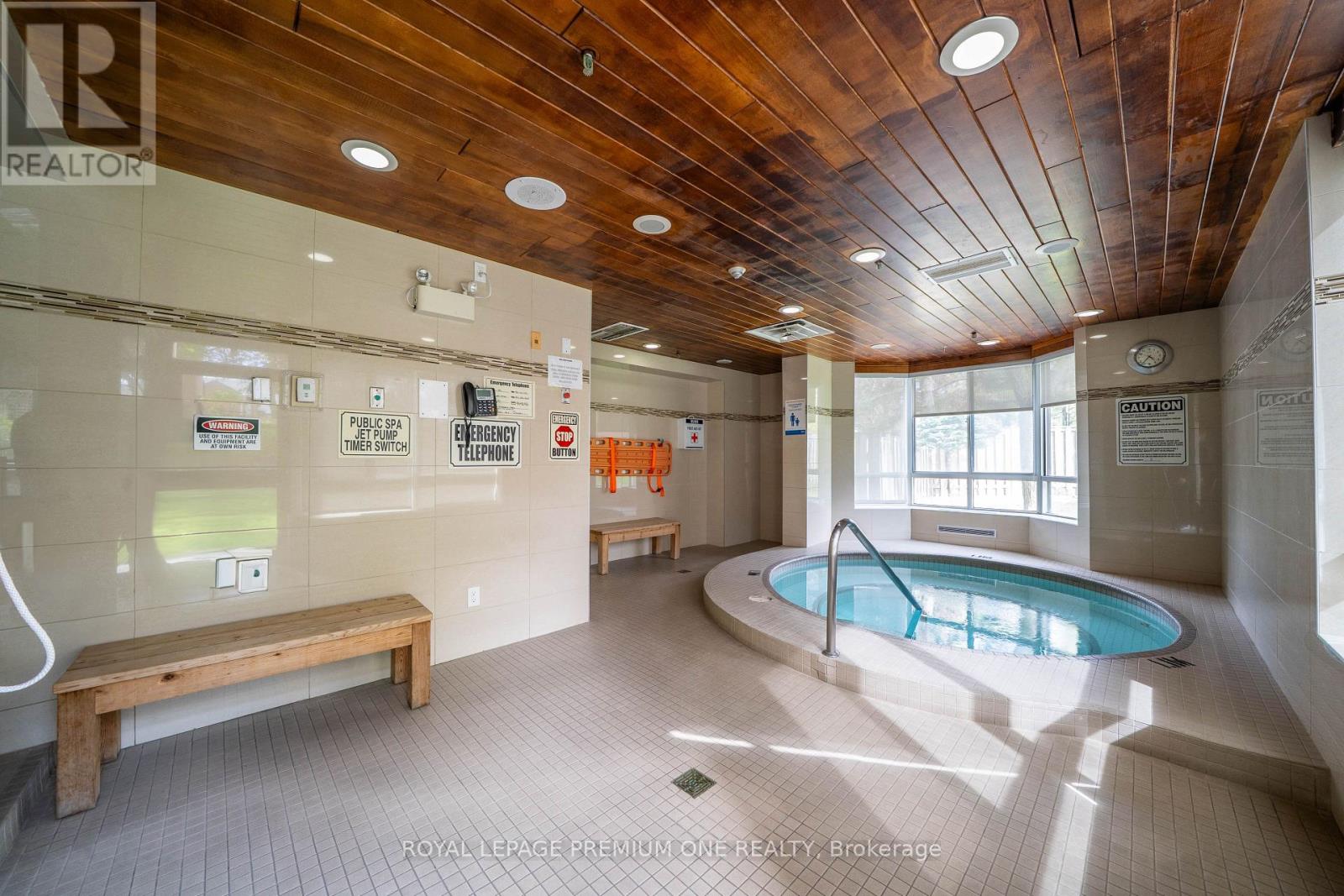 310 - 1001 Cedarglen Gate, Mississauga, Ontario  L5C 4R2 - Photo 16 - W13122192