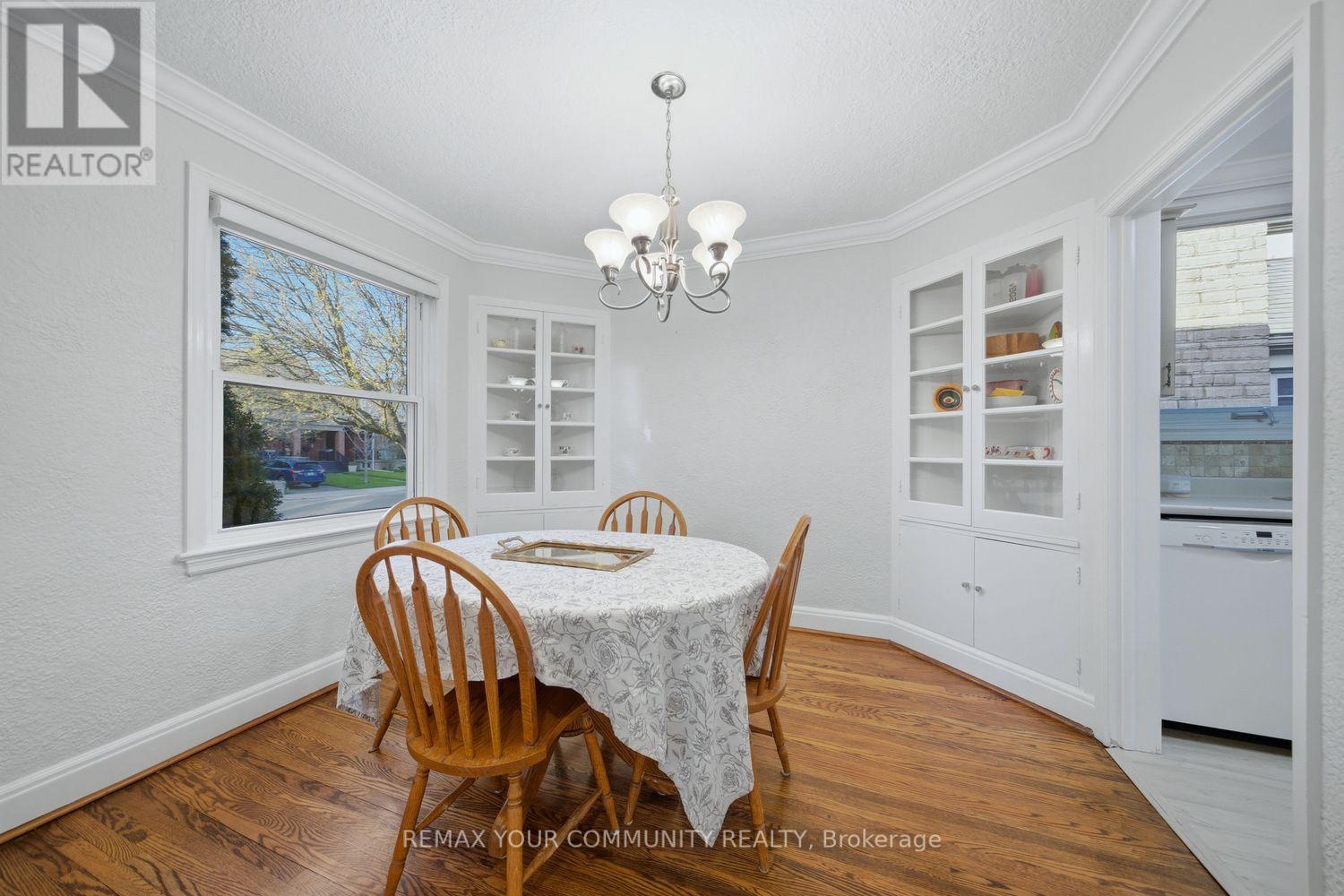 25 Murrie Street, Toronto, Ontario  M8V 1X6 - Photo 12 - W13122272